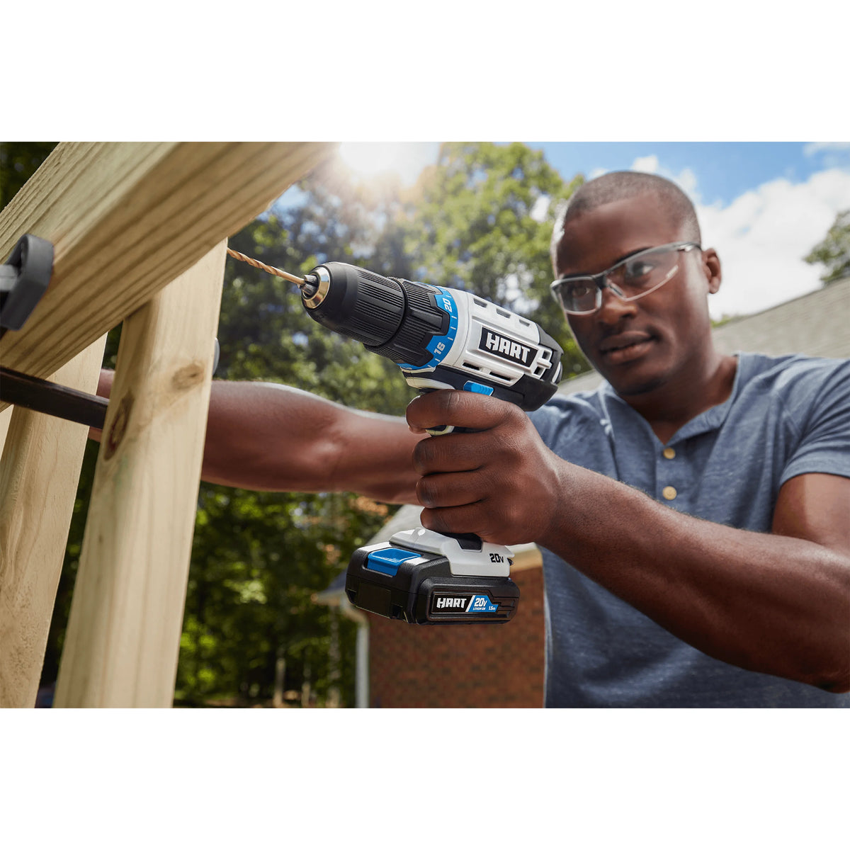 20-Volt Cordless 4-Tool Combo Kit & 200-Piece Drill & Driver Accessory Kit F526949