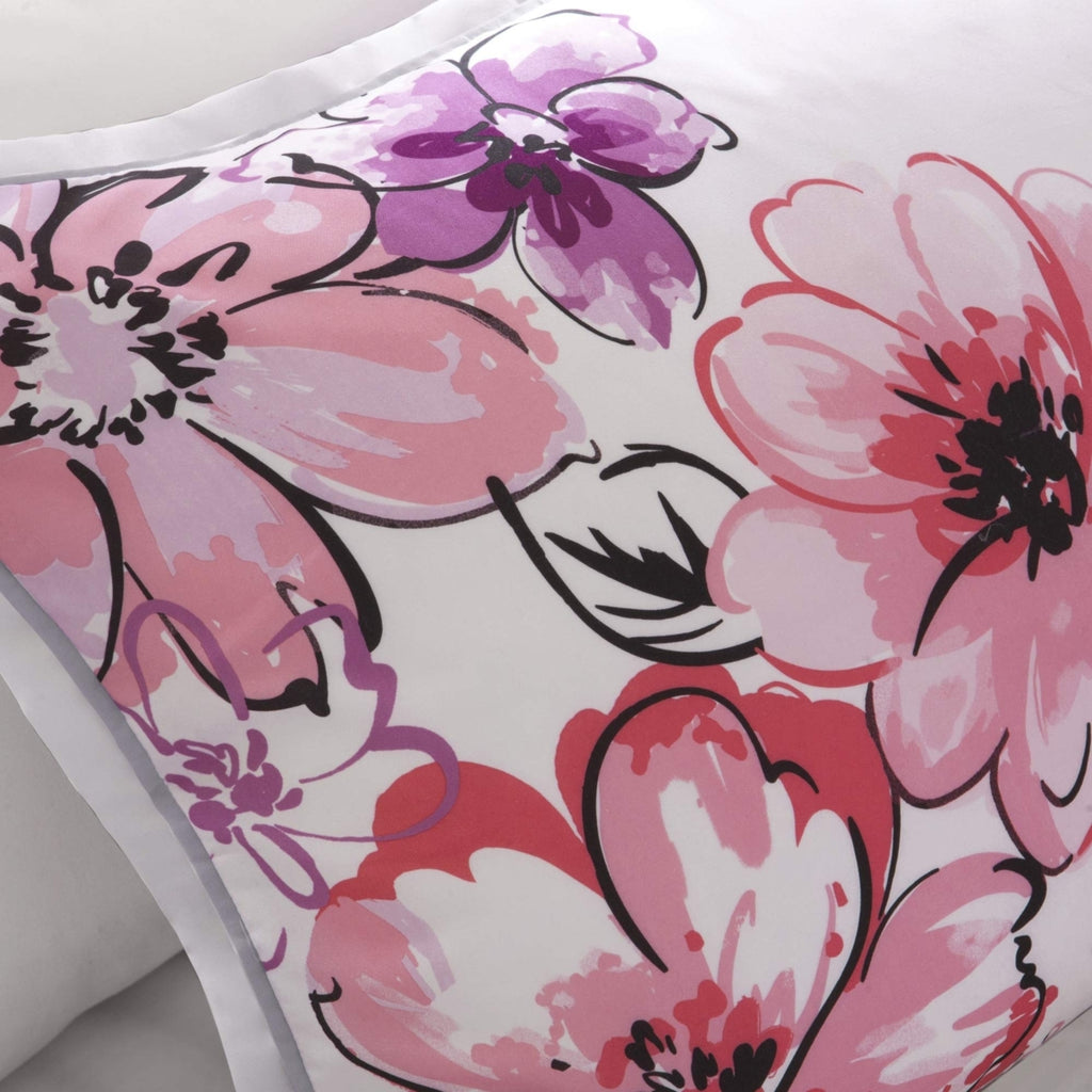 Pink 4 Piece Comforter Set Y225