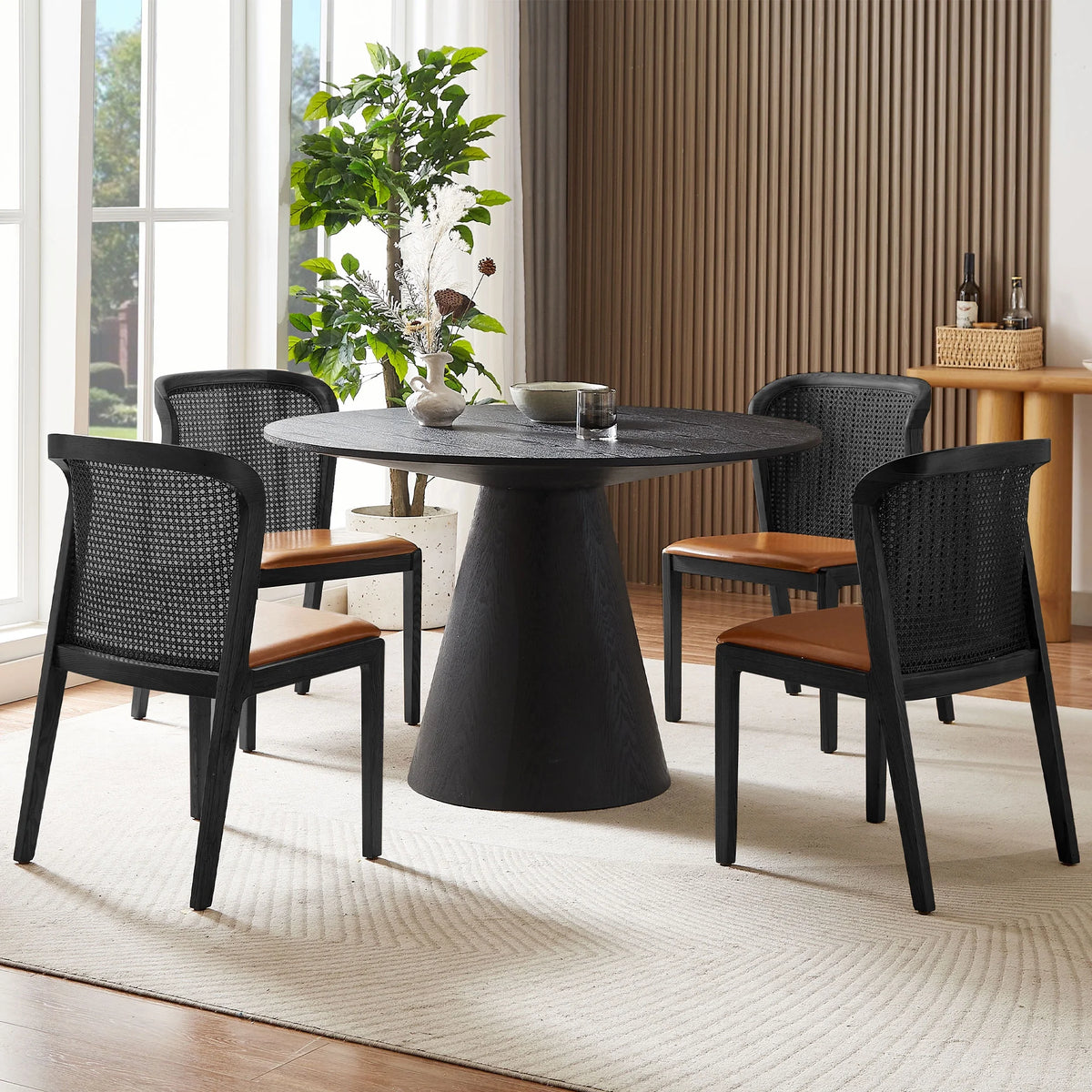 Black Round Dining Table U52667