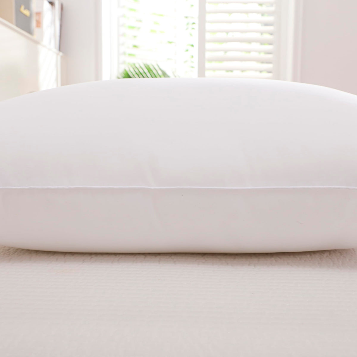 Gold Down Alternative Bed Pillow Set of 2 King Size Q335034