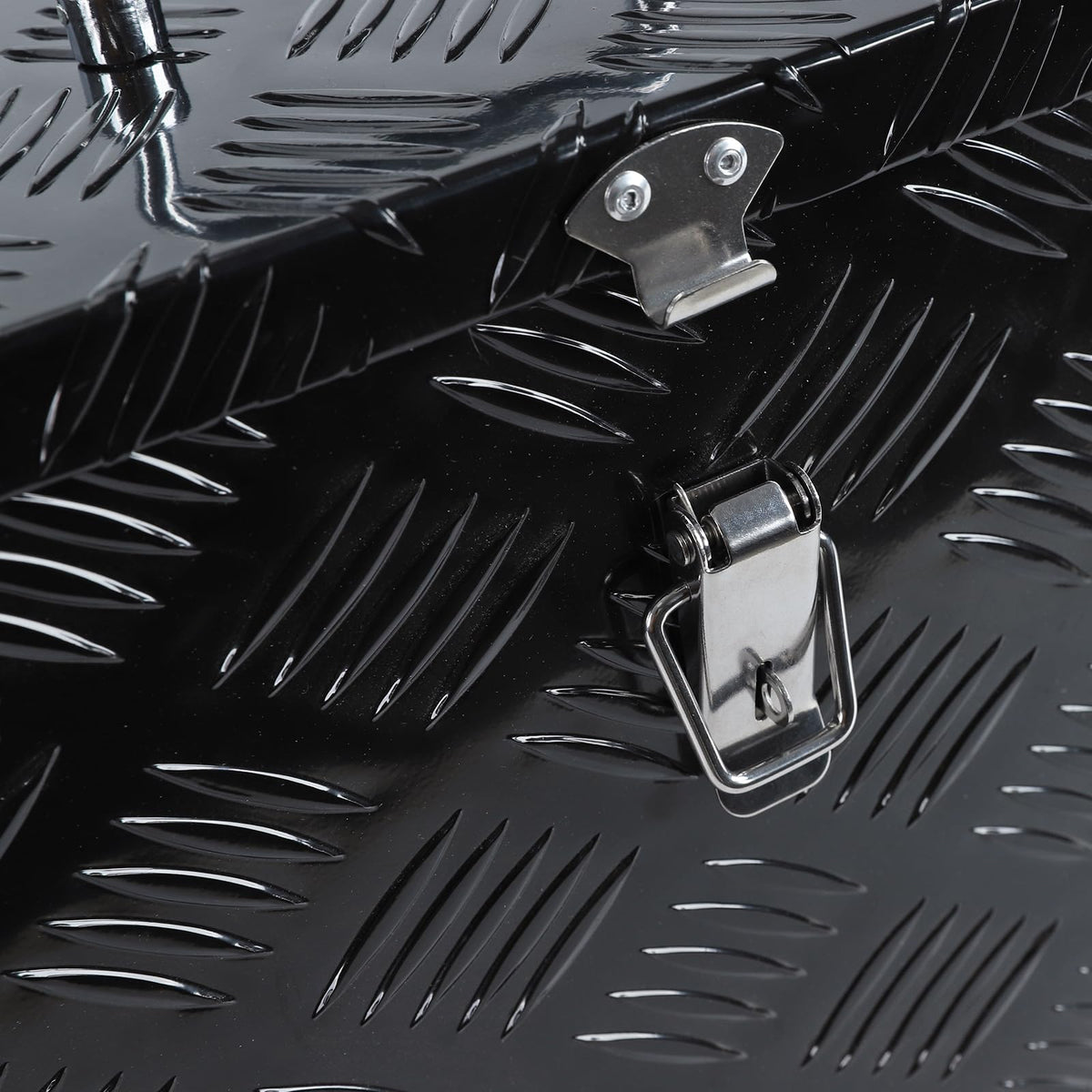 16 Inch Heavy-Duty Aluminum Truck Tool Box with Stripe Tread Design T97670