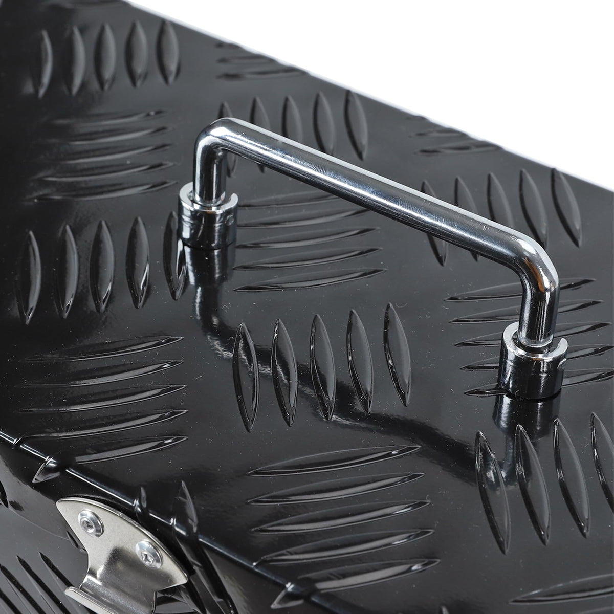 16 Inch Heavy-Duty Aluminum Truck Tool Box with Stripe Tread Design T97670