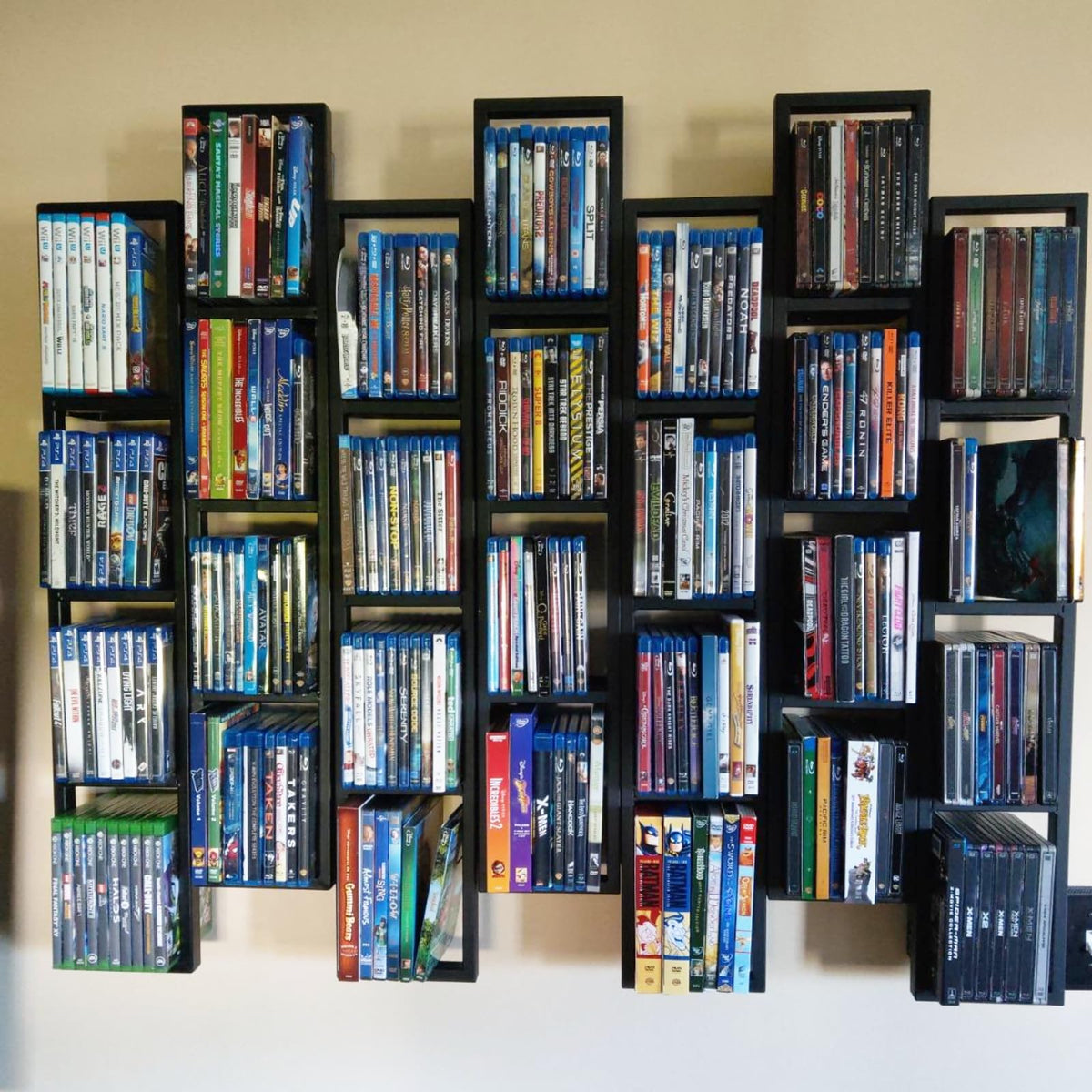 Wall Mount 34 Inch Media Storage Rack Q91514