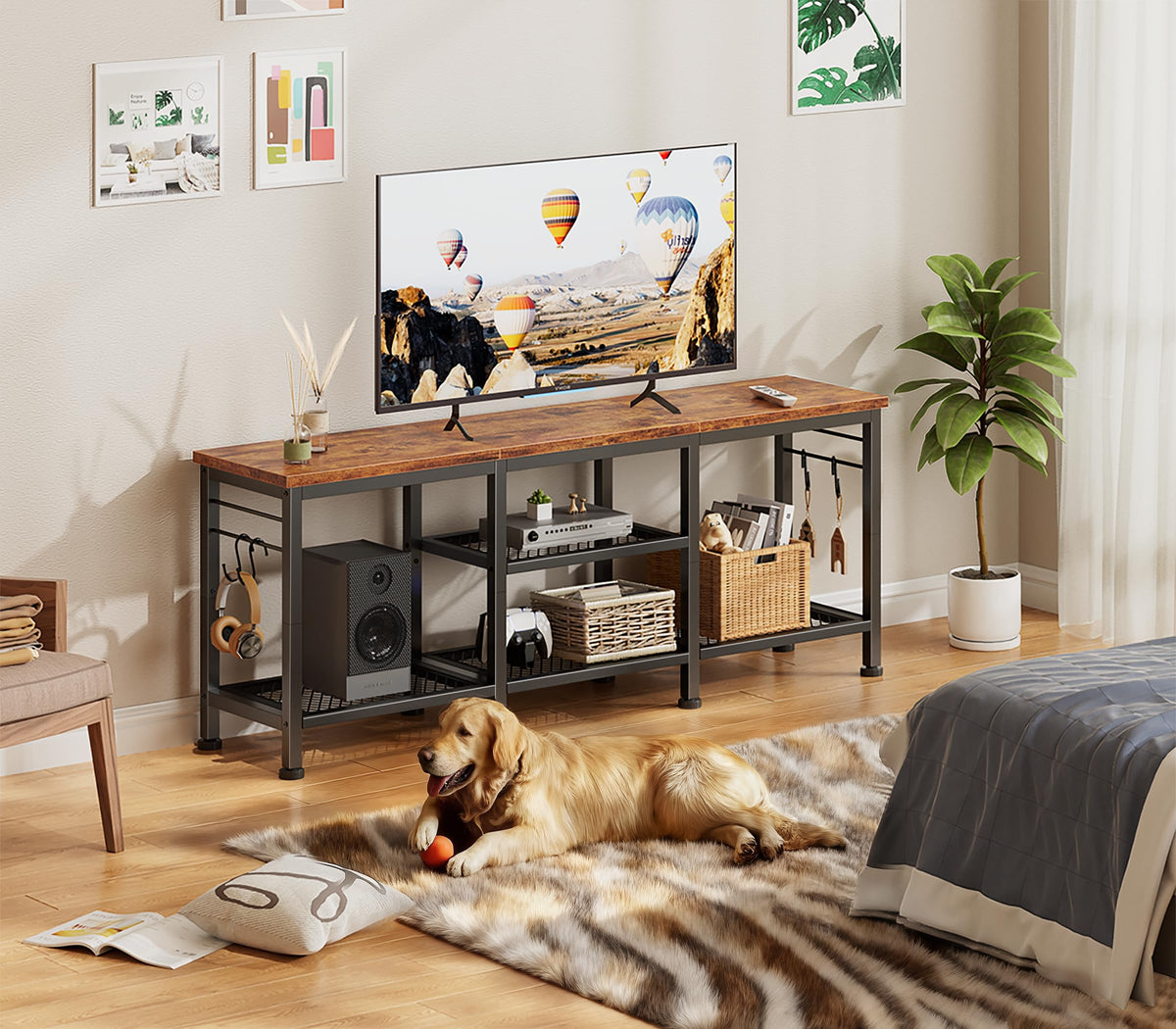 TV Stand with Open Shelves Q12641