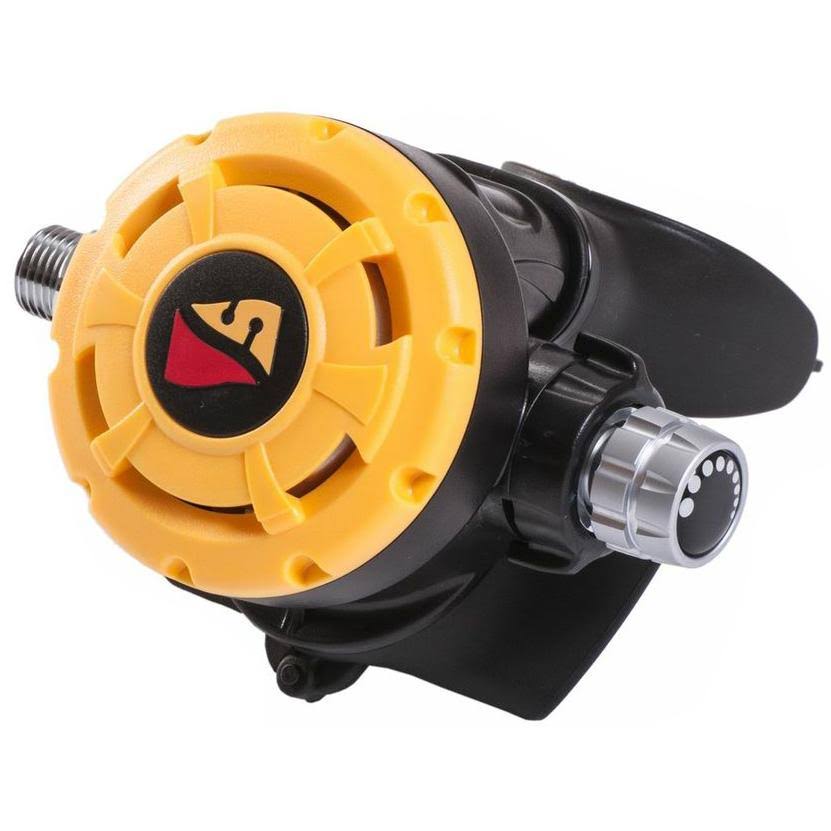 Yellow Second Stage with 40x22 Hose A657510