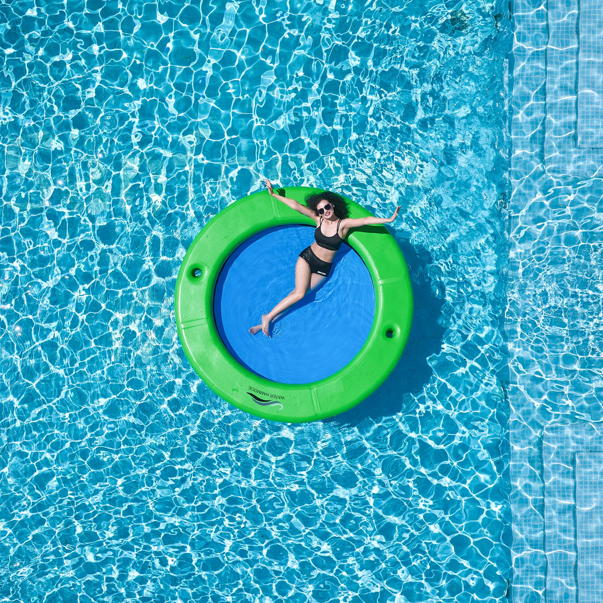 Inflatable Water Hammock with Cup Holder D1070