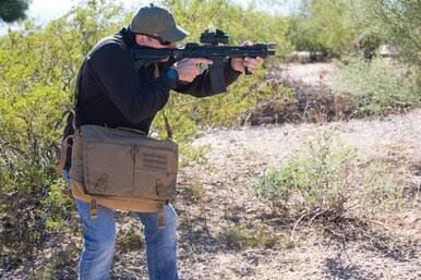 Coyote Messenger Bag R7226