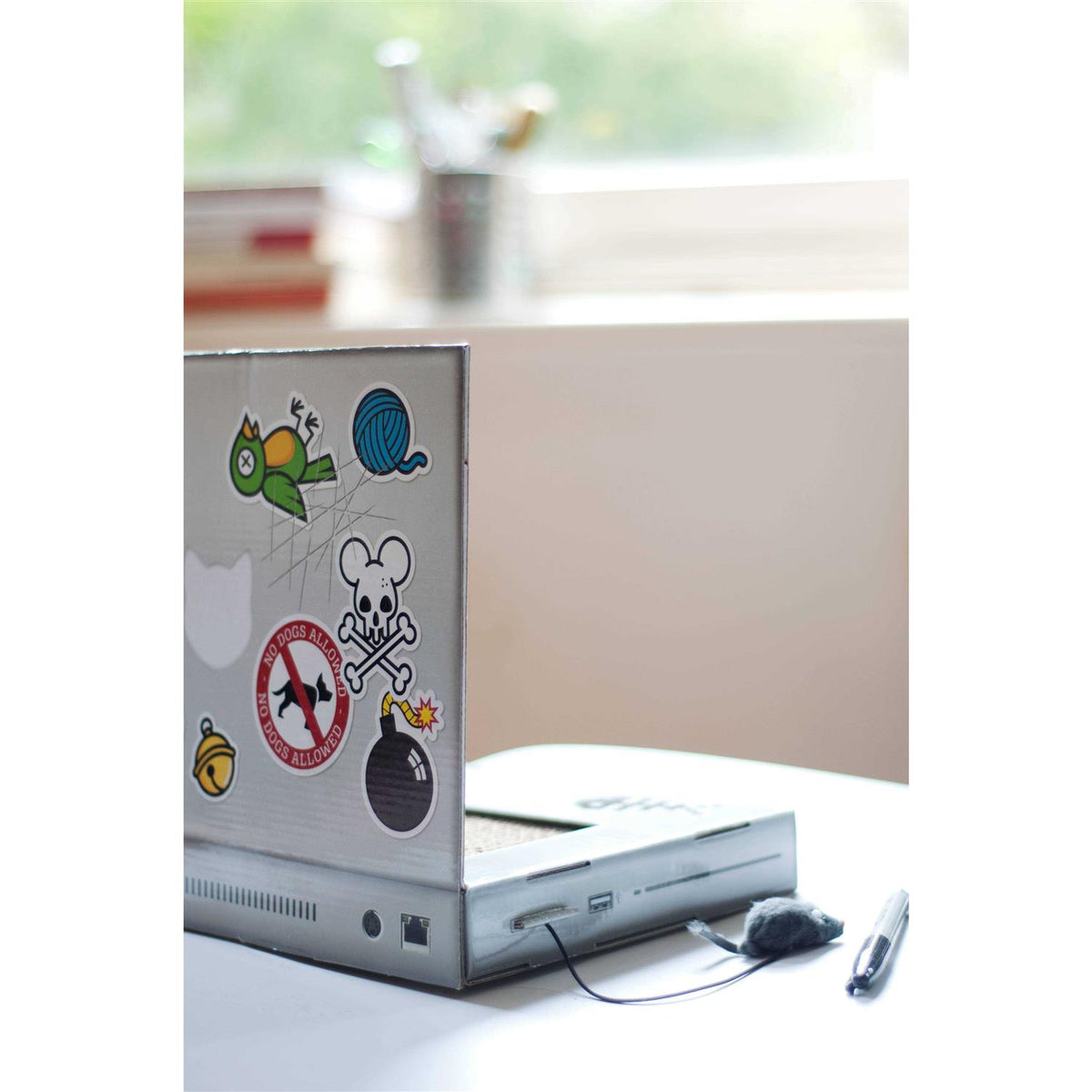 Cat Scratch Laptop J8099